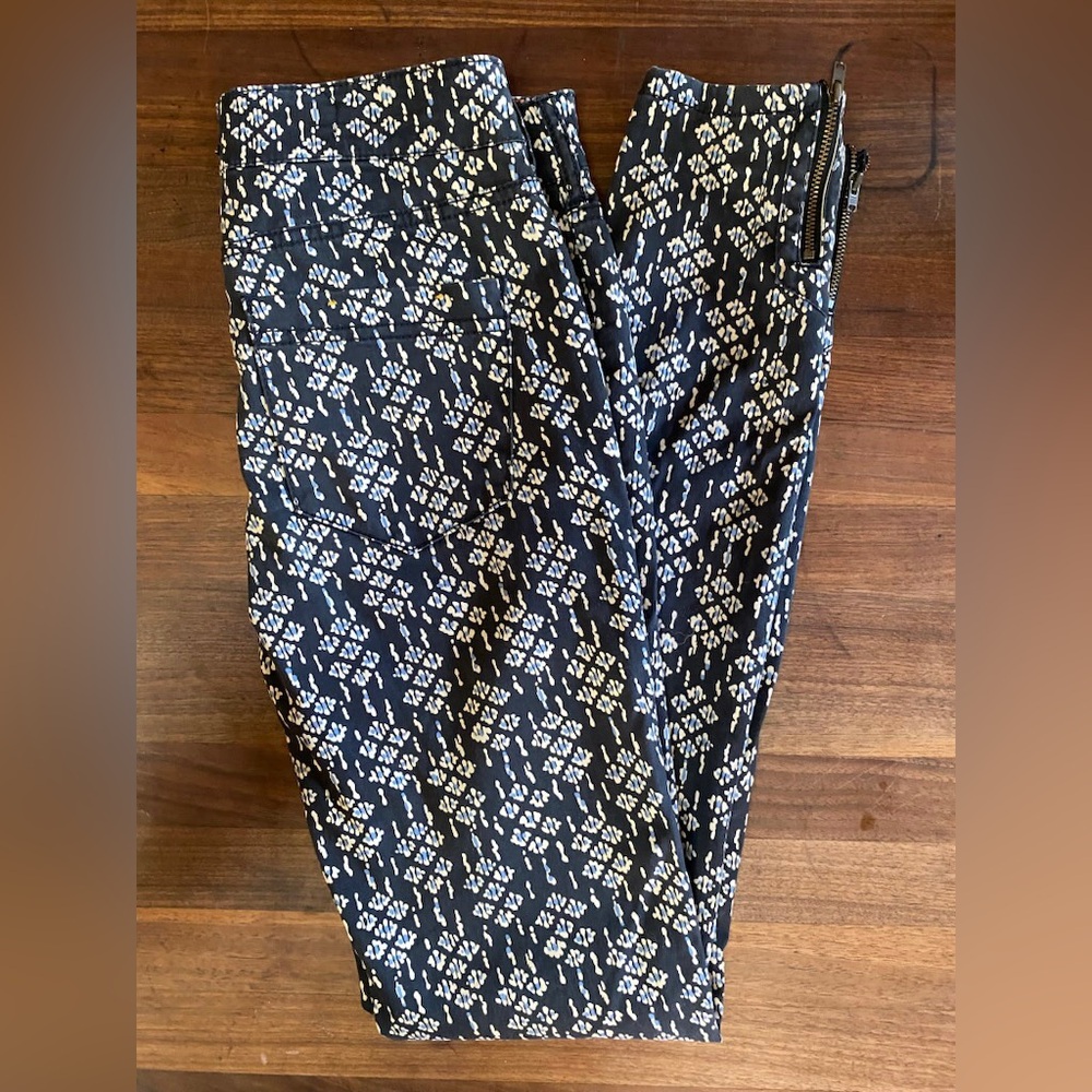 ANTHROPOLOGIE PILCRO AND THE LETTERPRESS Serif Sateen Skinny Jeans 26 Tall- Blue